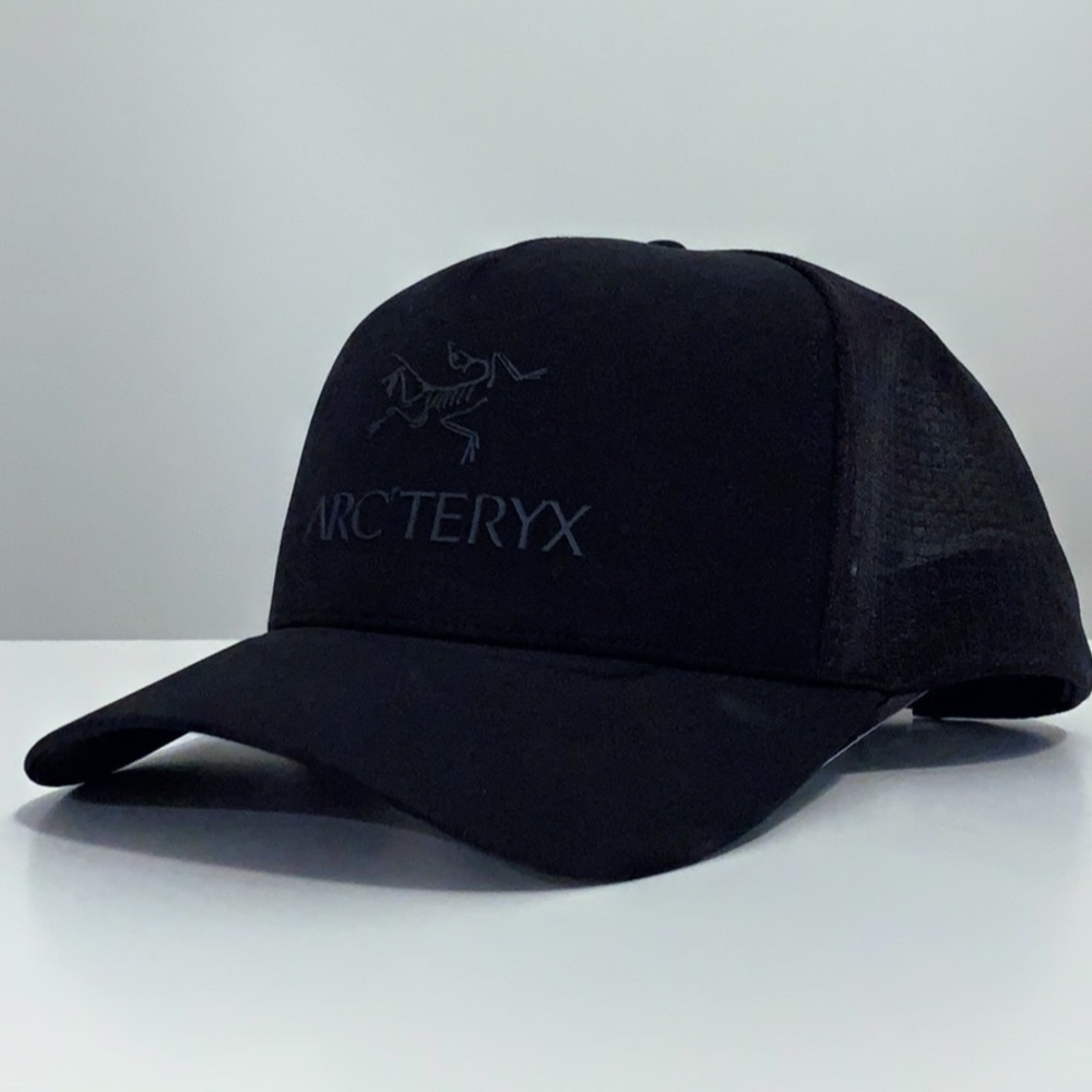 BRAND NEW Arc’teryx Logo Trucker Hat